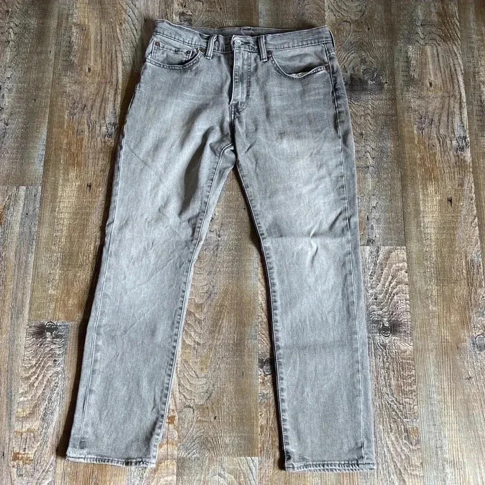 🎉HOST PICK 🎉Levi’s | 511 Light Grey Jeans - Picture 2 of 5